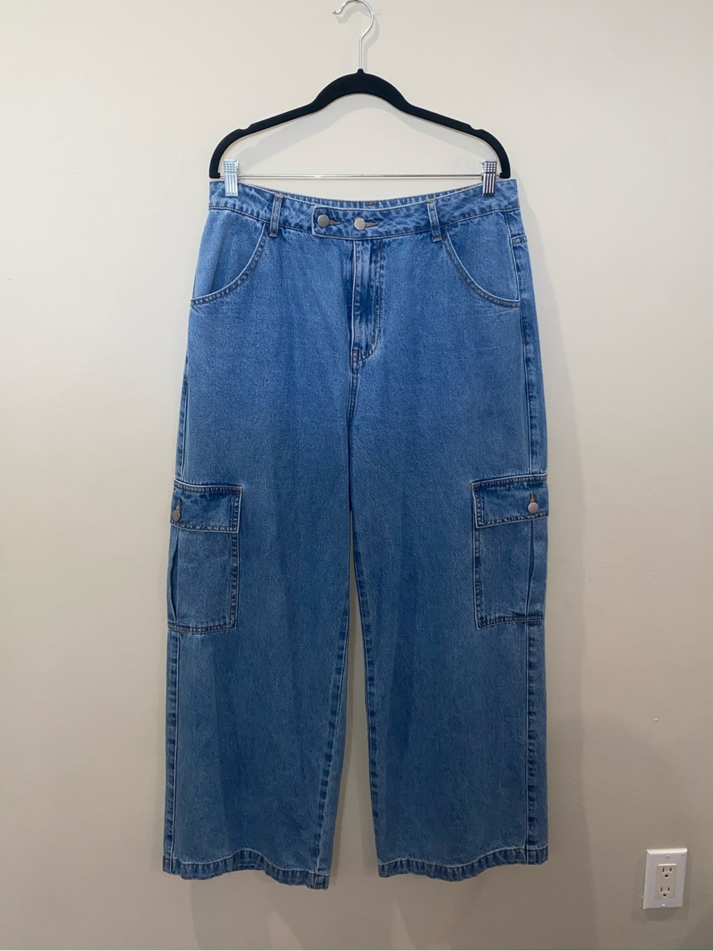 Cider Y2K Medium Wash High-Waist Denim Cargo Jeans